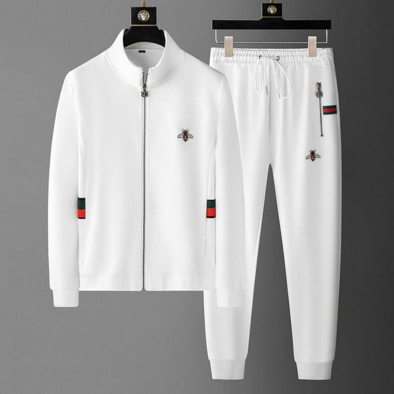 Gucci Men's Suits 207